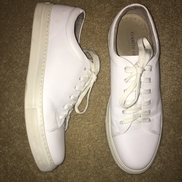 All white sneakers - Picture 5 of 5